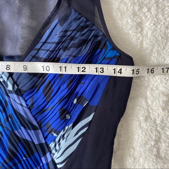 Armani Exchange Floral V-Neck Pleated Mini Dress - Picture 12 of 14